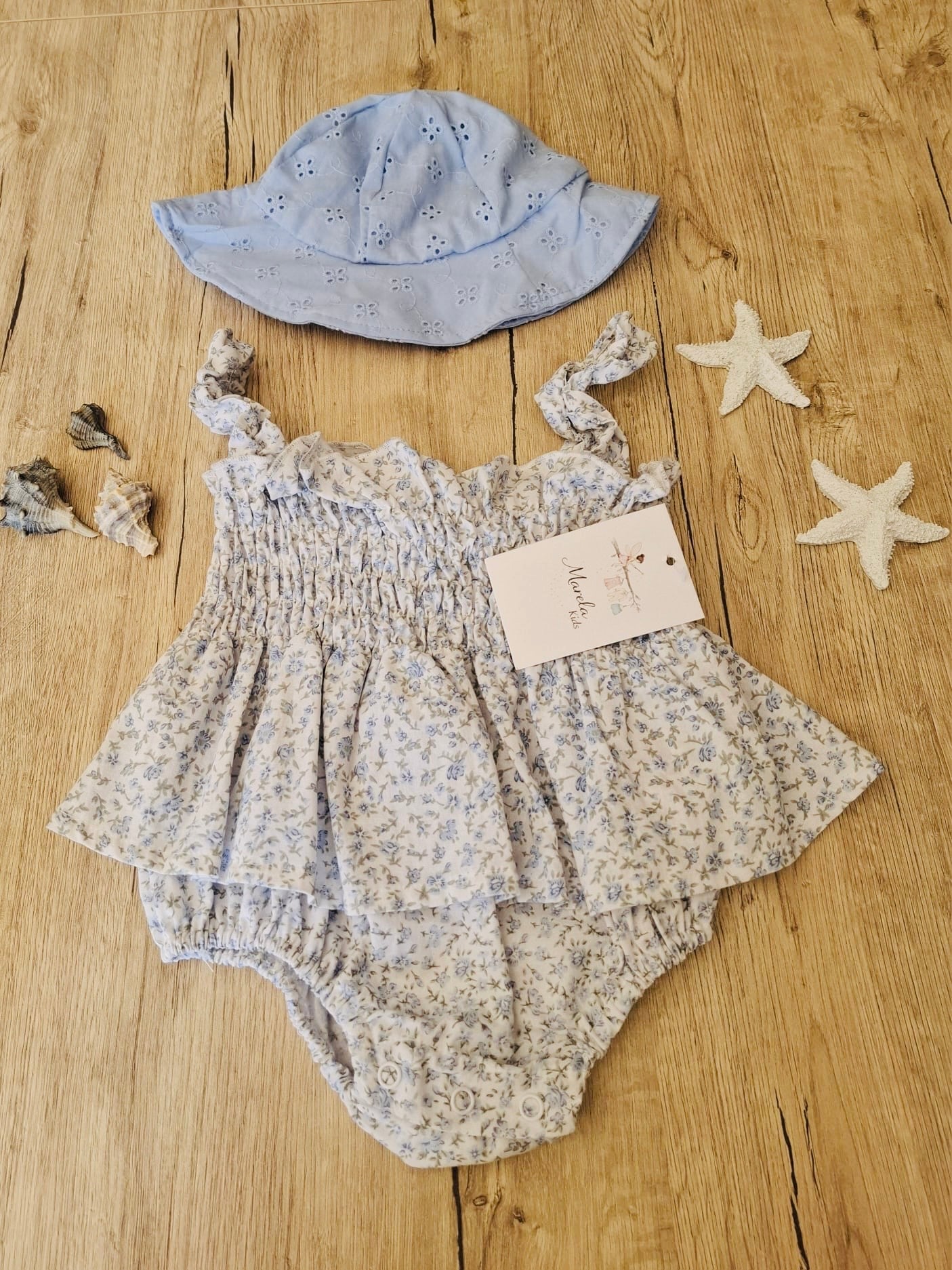 Ranita + gorrito azul