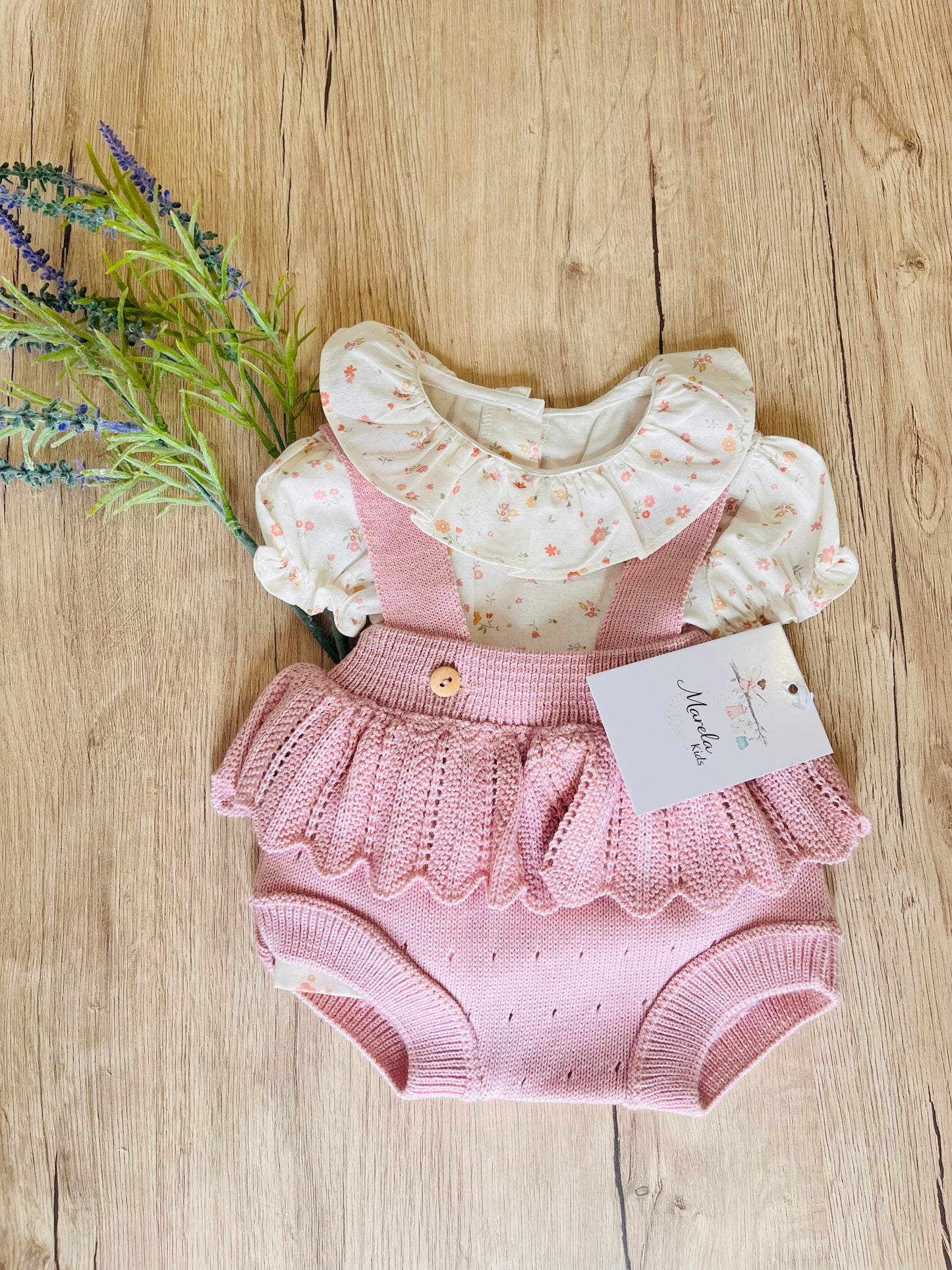 Ranita rosa + camisa