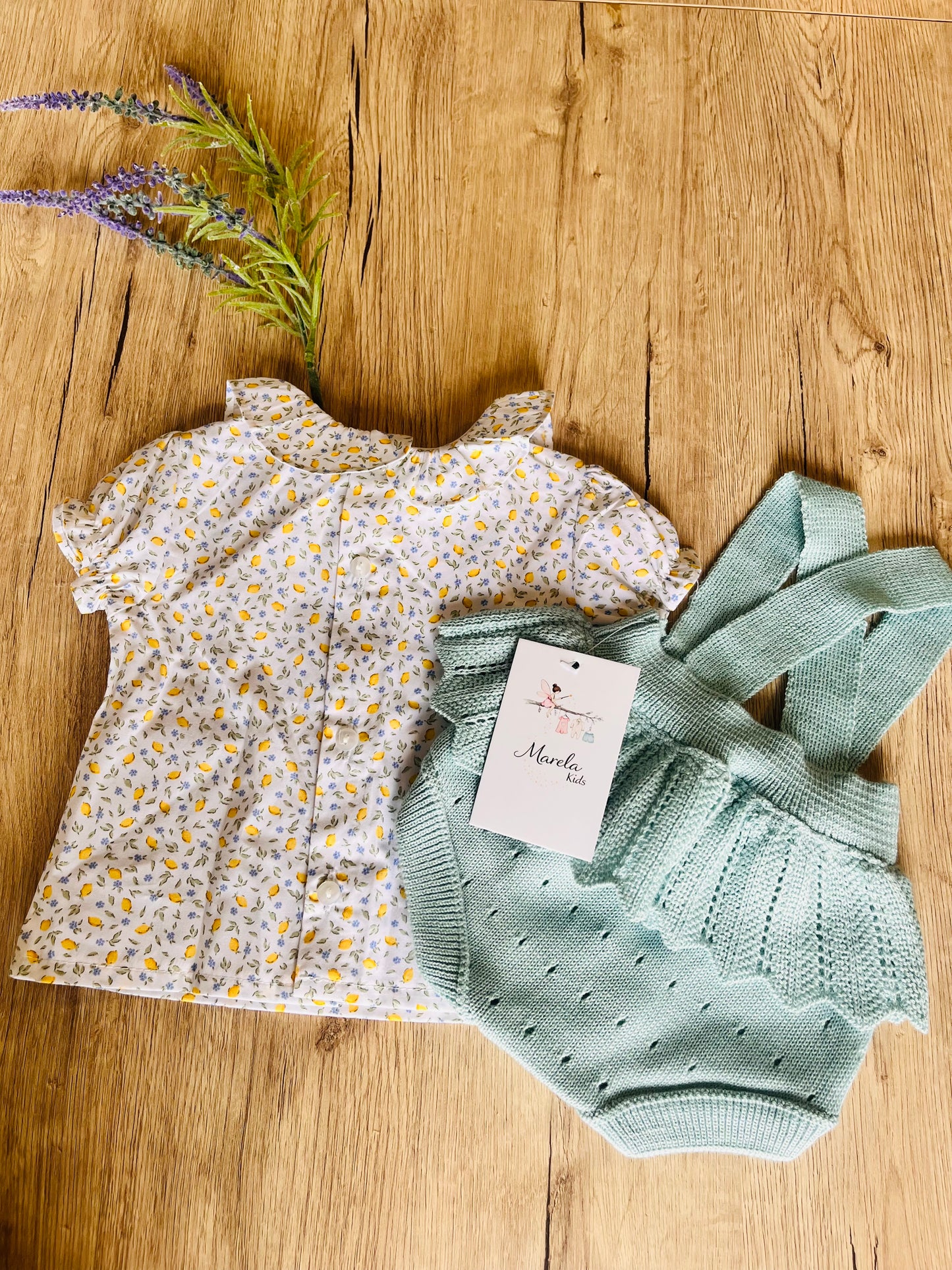 Ranita verde agua + camisa